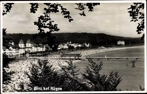 Foto Ak Seebad Binz auf Rügen, Strand