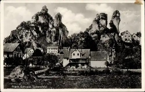 Ak Tüchersfeld Pottenstein in Oberfranken, Felsen, Blick auf Ort