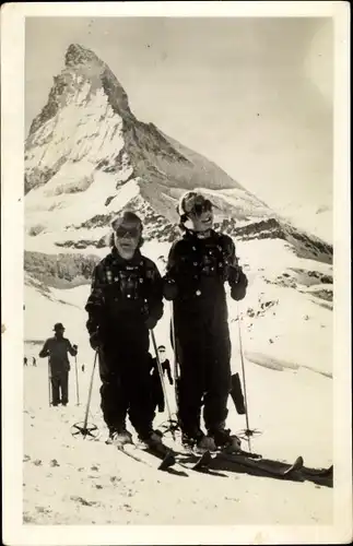 Ak Prinzessin Beatrix der Niederlande, Prinzessin Irene, Matterhorn, Ski, Zermatt 1947