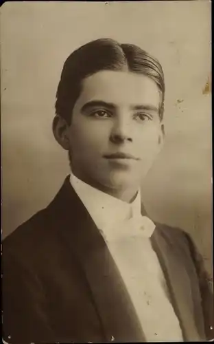 Foto Ak Werner Klein, Portrait, Autogramm, Künstler