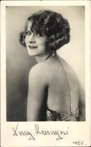 Foto Ak Portrait einer Frau, Variete, 1925