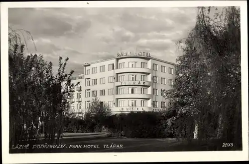 Ak Poděbrady Podiebrad Mittelböhmen, Park-Hotel Tlápak