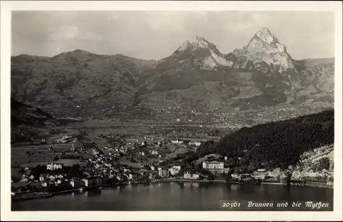 Ak Brunnen Kt Schwyz, Gesamtansicht, Mythen