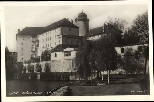 Ak Lázně Poděbrady Bad Podiebrad Region Mittelböhmen, Schloss