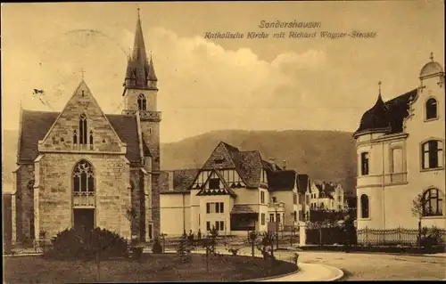 Ak Sondershausen im Kyffhäuserkreis Thüringen, Richard Wagner-Straße, katholische Kirche