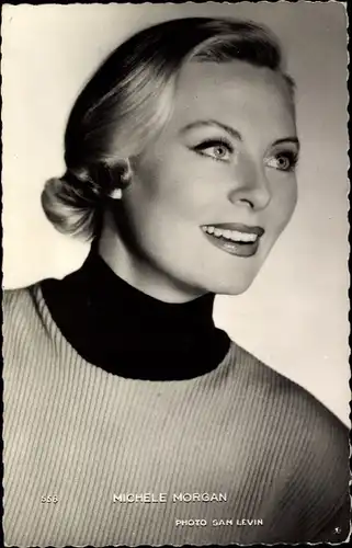Ak Schauspielerin Michele Morgan, Portrait