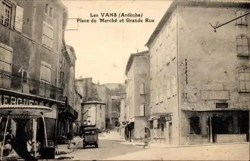 Ak Les Vans Ardèche, Place du Marché, Grande Rue