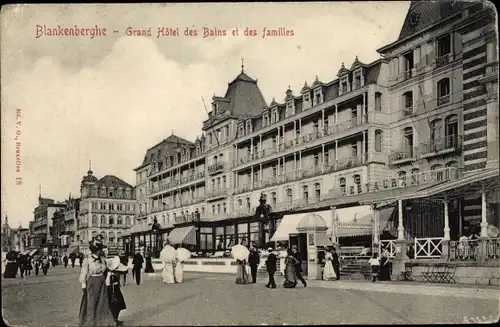 Ak Blankenberghe Blankenberge Westflandern, Grand Hotel des Bains und Familien