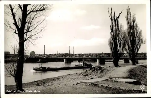 Ak Kehl am Rhein, Rheinbrücke, Lastkahn, Fabriken