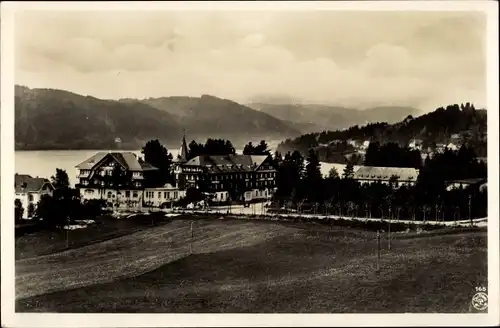 Ak Titisee Neustadt im Breisgau Hochschwarzwald, Hotel am See, Panorama