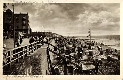 Ak Westerland auf Sylt, Strand, Promenade, Flaggen