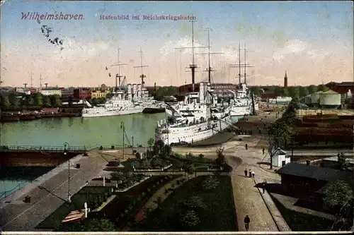 Ak Wilhelmshaven, Hafenbild im Reichskriegshafen, Kriegsschiffe