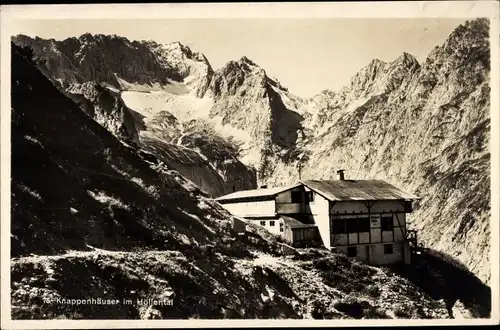 Ak Grainau, Knappenhäuser im Höllental, Felsen