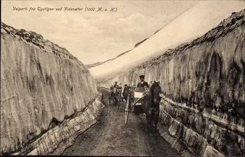 Ak Loen Stryn Norwegen, Straßenabschnitt von Tystigen bei Videsæter