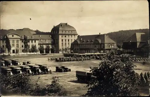 Ak Wrocław Breslau Schlesien, Parkplatz, Totale, Häuser