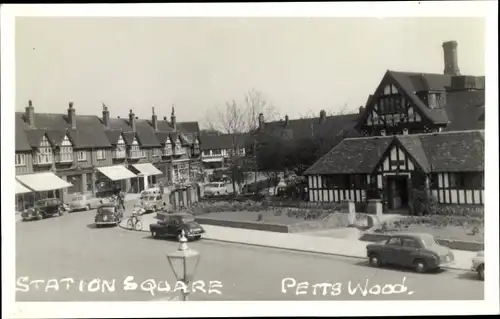 Foto Petts Wood Bromley London England, Bahnhofsplatz