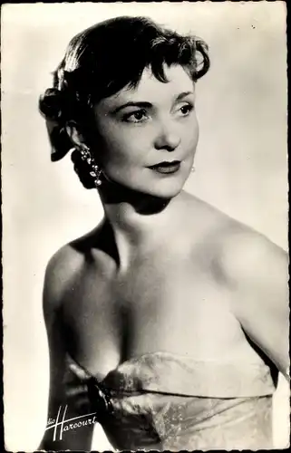 Ak Schauspielerin Sophie Desmarets, Portrait