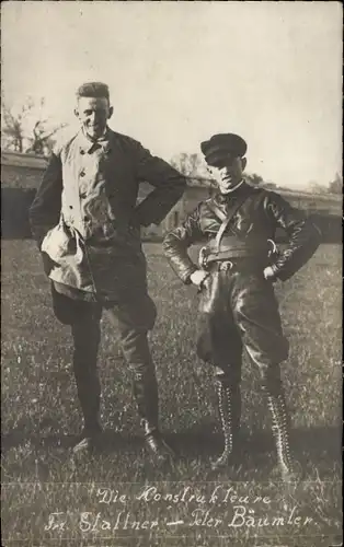 Foto Ak Luftfahrt, Konstrukteure Frz. Stattner, Peter Bäumler, Standportrait