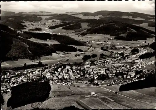 Ak Neustadt im Schwarzwald, Luftaufnahme, Panorama