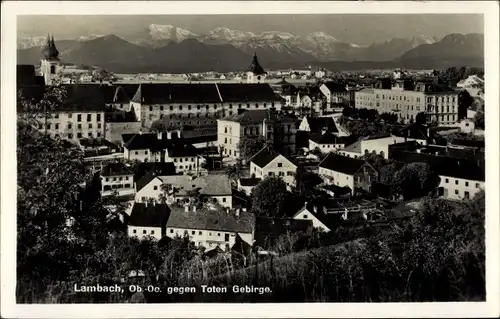 Ak Stift Lambach Oberösterreich, Ort gegen Toten Gebirge