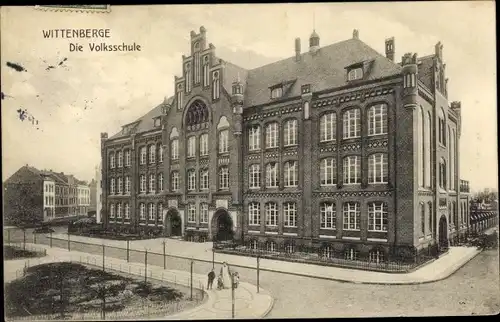 Ak Wittenberge an der Elbe Prignitz, Volksschule