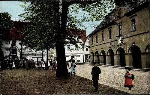 Ak Soest in Westfalen, Petrikirchplatz mit Rathaus und Kaiser Wilhelm Denkmal