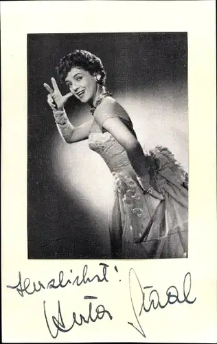 Autogrammkarte Schauspielerin Herta Staal, Portrait im Kleid, Autogramm