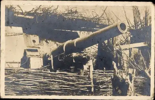 Foto Ak Deutsches Geschütz, 15 cm Langrohr bei Langemarck