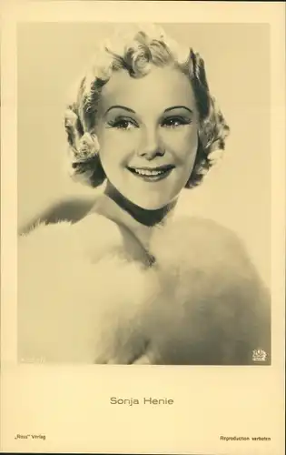 Ak Schauspielerin Sonja Henie, Portrait, Pelz, Ross Verlag