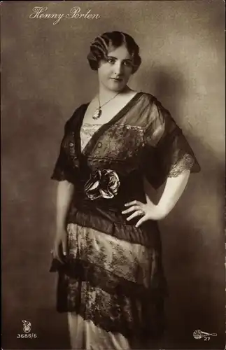 Ak Schauspielerin Henny Porten, Portrait, RPH 3686 6