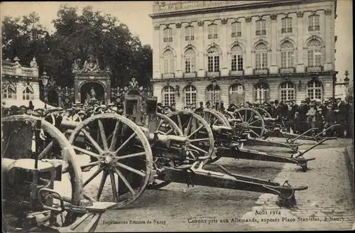 Ak Nancy Meurthe et Moselle, Canons aux Allemands, Place Stanislas Aout 1914