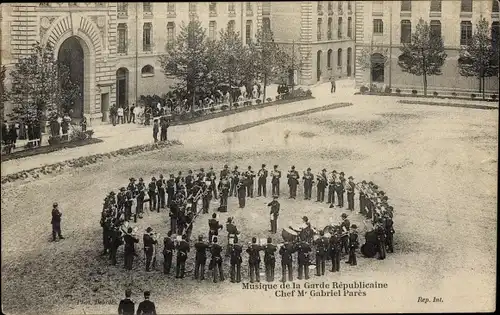 Ak Paris IV., Musique de la Garde Republicaine, Revue d'Honneur