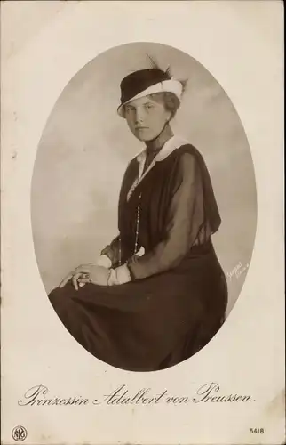 Ak Adelheid von Sachsen Meiningen, Prinzessin Adalbert von Preußen, Portrait, NPG 5418