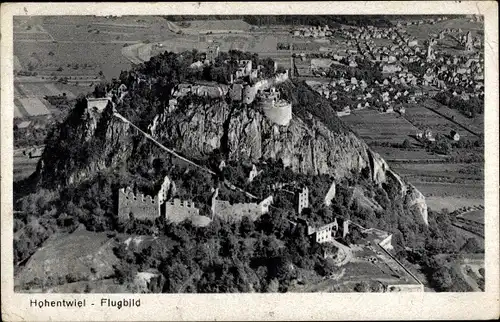 Ak Singen Hohentwiel Baden Württemberg, Berg, Burg, Ortspanorama, Flugbild