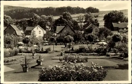 Ak Bruchhausen Höxter an der Weser, Brunnengarten