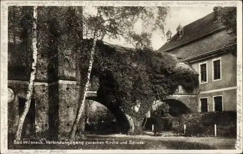 Ak Bad Wilsnack in der Prignitz, Verbindungsgang zwischen Kirche und Schloss