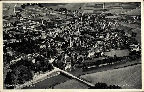 Ak Wanfried an der Werra Hessen, Fliegeraufnahme vom Ort