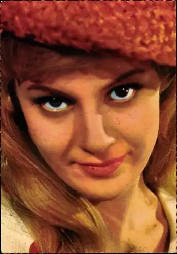 Ak Sängerin Heidi Brühl, Portrait