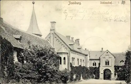 Ak Ilsenburg im Harz, Schlosshof