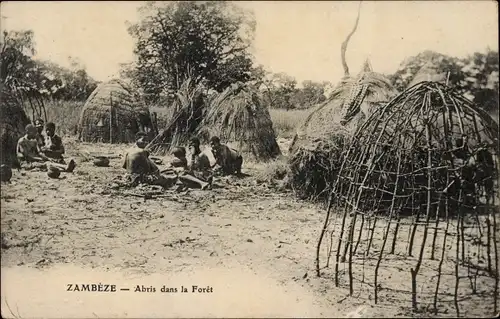 Ak Zambeze, Schutzhütten im Wald