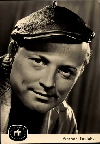 Ak Schauspieler Werner Toelcke, Portrait, Mütze