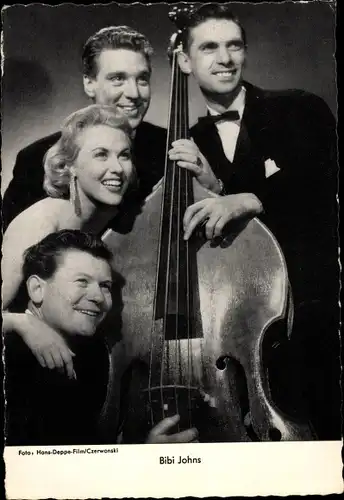 Ak Sängerin und Schauspielerin Bibi Johns, Portrait, Kontrabass