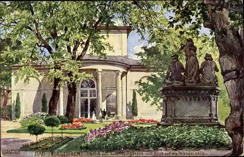 Künstler Ak Bad Kissingen Unterfranken Bayern, Kurgarten mit Blick auf die Wandelhalle