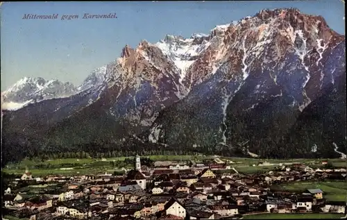 Ak Mittenwald in Oberbayern, gegen Karwendel