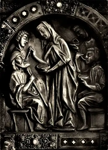 Ak Marburg an der Lahn, Elisabethkirche, Sakristei, Elisabethschrein, Dachrelief, Speisung Blinden