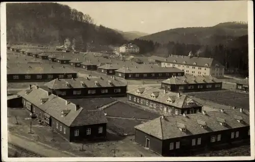 Foto Ak Zweibrücken in der Pfalz, französisches Militärlager, Baracken