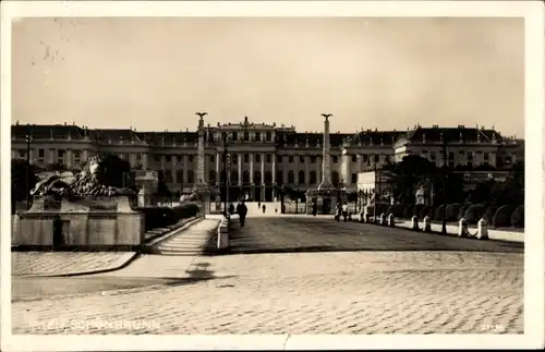 Ak Wien 13 Hietzing Österreich, Lustschloss Schönbrunn