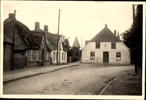 Foto Koldenbüttel in Nordfriesland, Straßenpartie, Häuser