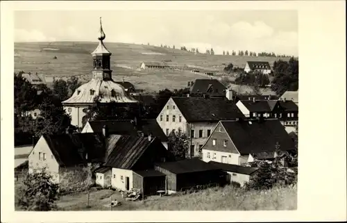 Ak Carlsfeld Eibenstock im Erzgebirge, Teilansicht mit Kirche