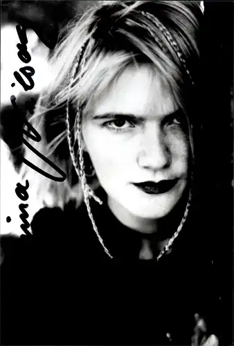 Ak Schauspielerin Corinna Nilson, Portrait, Autogramm